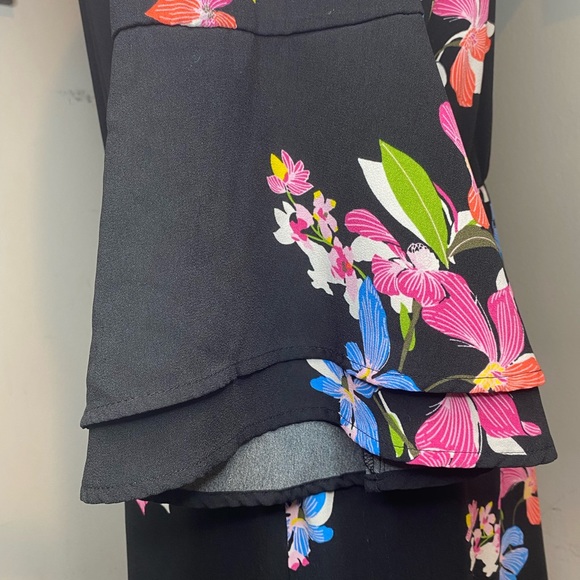 A.N.D EAWY Black Floral Dress - Picture 3 of 10